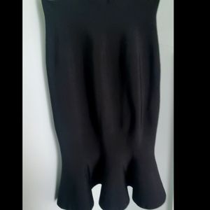 Black stretchy pencil skirt